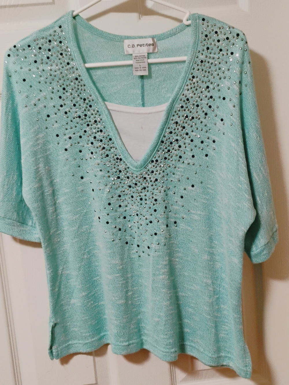 So Pretty. Mint Short-Sleeve V-Neck Tee with Rhinestone Detail